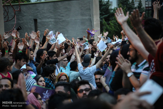 شادی هواداران حسن روحانی در تهران