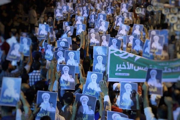 مردم بحرین تظاهرات گسترده‌ای در منطقه «الدراز» برگزار کردند