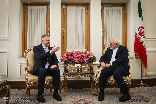 Zarif receives Slovenian, Austrian ambs.