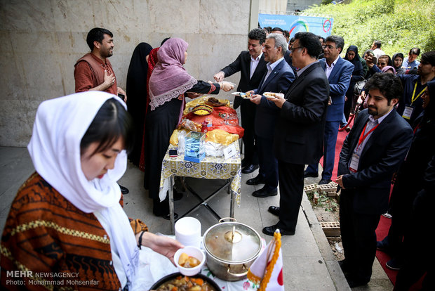 جشنواره غذای ملل دانشگاه تهران