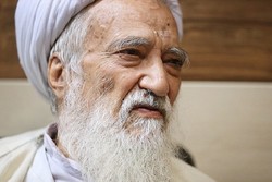 آیت الله «موحدی کرمانی» پیروزی روحانی در انتخابات را تبریک گفت