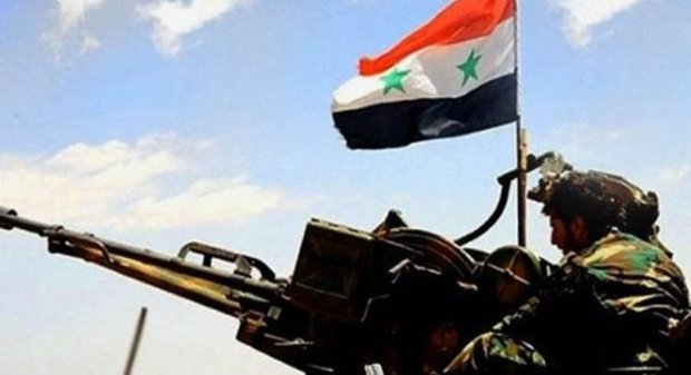 Syrian army units destroy ISIL positions, weapons in Deir Ezzor