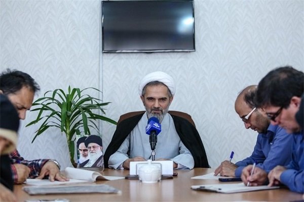 عضو لجنة الاستهلال التابعة لمكتب قائد الثورة الإسلامية : يوم السبت أول يوم رمضان في إيران