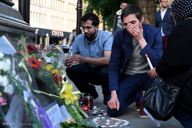 ادای احترام مسلمانان به قربانیان حادثه منچستر