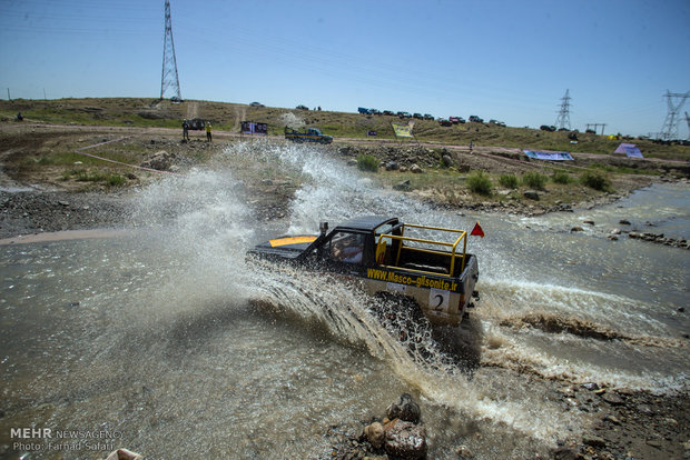 Intl. off-road competitions in Qazvin