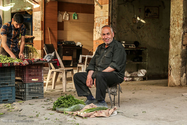 Suriye’de kuşatma altında akan hayattan kareler