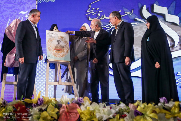 Intl. Holy Quran Exhibition kicks off in Tehran