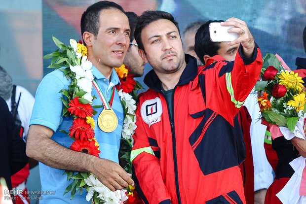 Climber Gheichisaz warmly welcomed in Tabriz