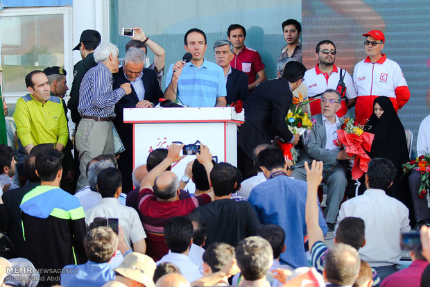 Climber Gheichisaz warmly welcomed in Tabriz