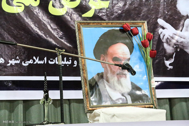 Iran mourns anniv. of Imam Khomeini's passing