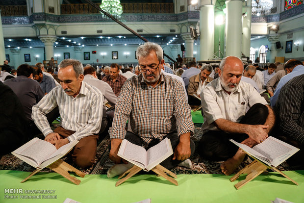 جزءخوانی در حرم مطهر حضرت عبدالعظیم حسنی(ع)