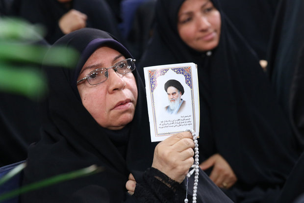 Iran mourns anniv. of Imam Khomeini's passing