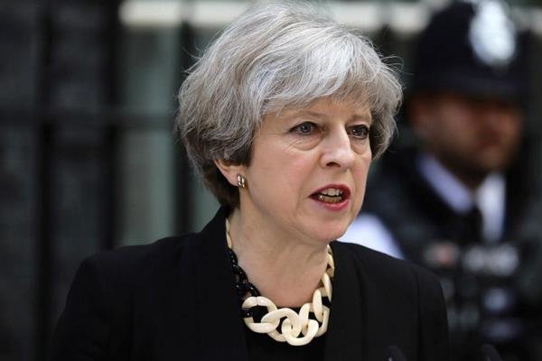 دفتر نخست وزیر انگلیس تعویق سفر ترامپ به لندن را نادرست خواند