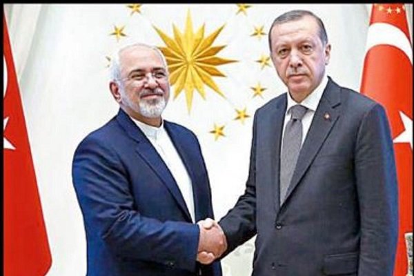 Zarif discusses regional issues with Erdogan, Cavusoglu 