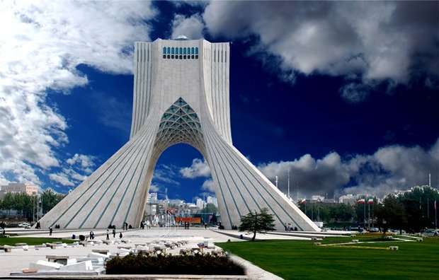 Tahran'ın girişinde Kur'an Kapısı yapılacak
