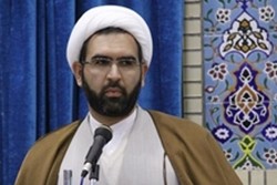 شاخصه‌های مکتب امام خمینی (ره) در دهه فجر مدنظر قرار گیرد