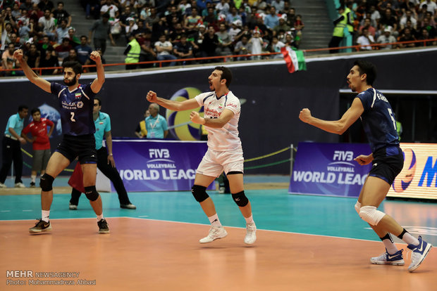 Iran suffer defeat against Serbia