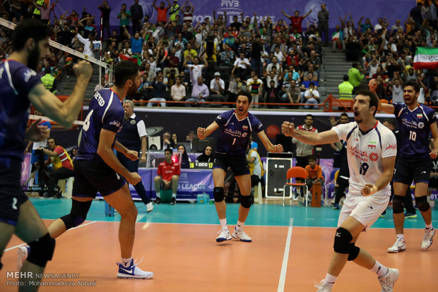 Iran suffer defeat against Serbia