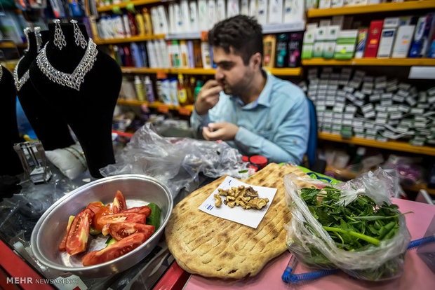 Ramazan ayında esnafın iftar geleneği