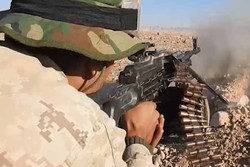 نبرد سنگین ارتش سوریه با داعش/ بمباران مواضع تکفیری‌ها
