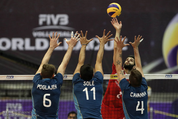 Iran, Argentina volleyball in frames