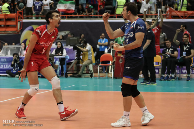 Iran, Argentina volleyball in frames