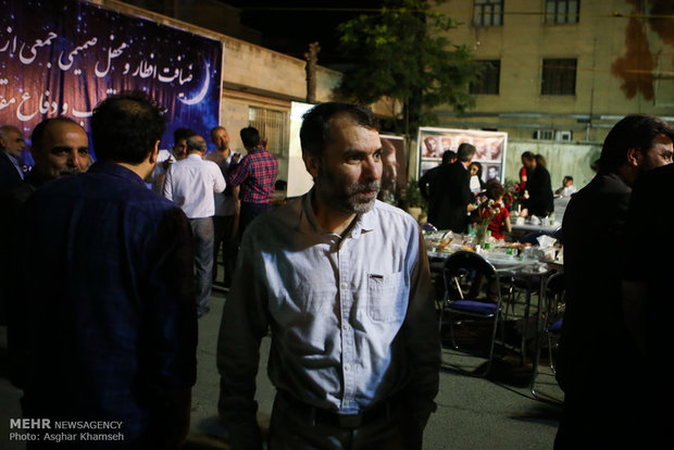  افطاری انجمن سینما و انجمن تئاتر انقلاب و دفاع مقدس