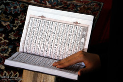 پنج هزار جلد قرآن کریم در مساجد فاقد درآمد اصفهان توزیع می‌شود