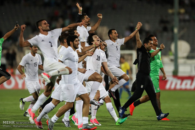 Iran-Uzbekistan World Cup qualifier in frames
