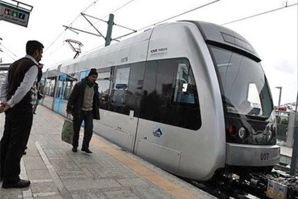 قرارداد نهایی برقی کردن قطار تهران-گرمسار بزودی امضا می‌شود