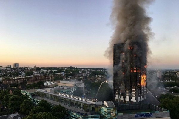 آتش سوزی برج «گرانفل» لندن مهار شد/۱۲ نفر کشته شدند