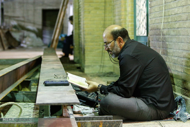 مراسم احیای شب بیست و یکم ماه رمضان در مسجد جامع بازار تهران