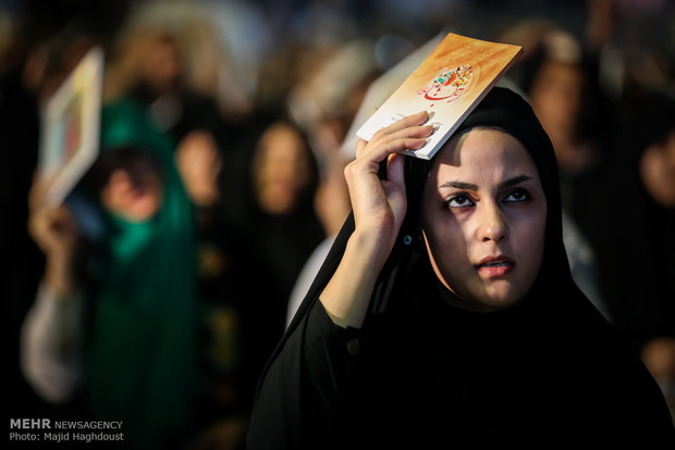 مراسم إحياء ثاني ليلة من ليالي القدر في طهران