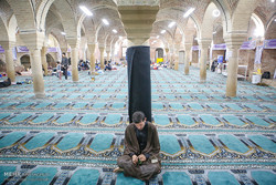 برگزاری آیین اعتکاف در ۵ مسجد شهری تویسرکان