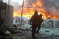 آتش‌سوزی مرگبار در جاده خاوران/جدال نفسگیر با شعله‌های آتش