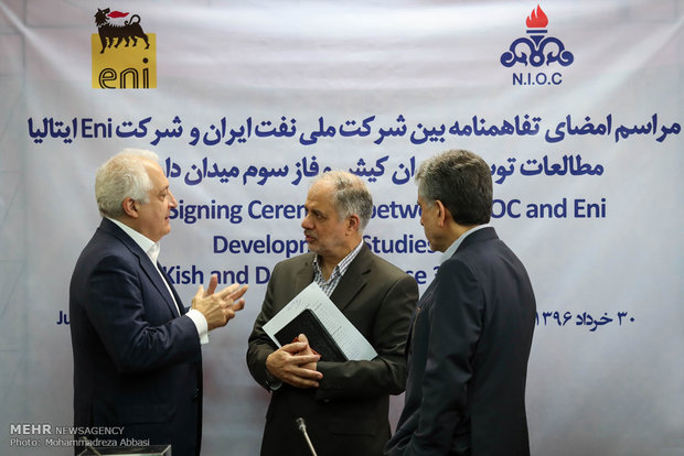 NIOC, Eni sign MoU on oil field development