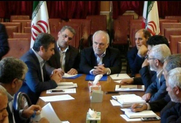 کمک خیران و آموزش و پرورش به دانش آموزان نیازمند
