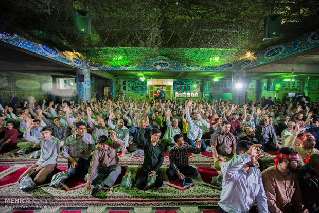 همایش شبی با شهدا و مدافعان حرم در مسجد جامع شهریار