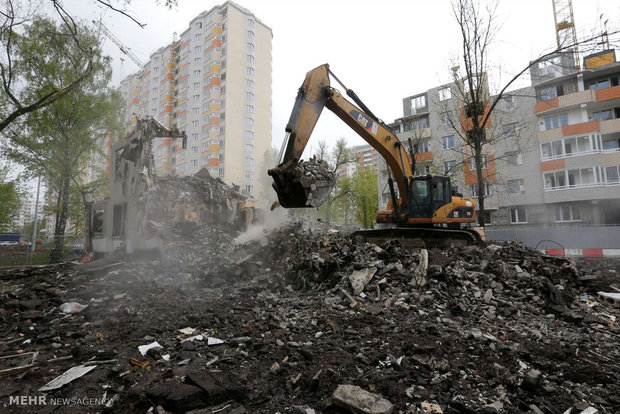 تخریب ساخت‌سازهای غیرمجاز در اردبیل/اجرای احکام کمیسیون ماده ۱۰۰ 