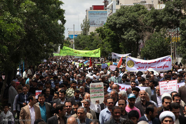 People all over Iran mark Quds day in rallies