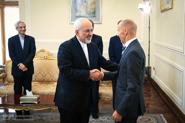 Finish amb.'s farewell visit with Zarif