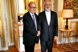 Iran calls on France to remove existing bank restrictions