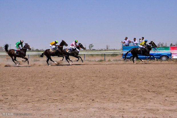 Summer horse racing in Bandar Torkaman