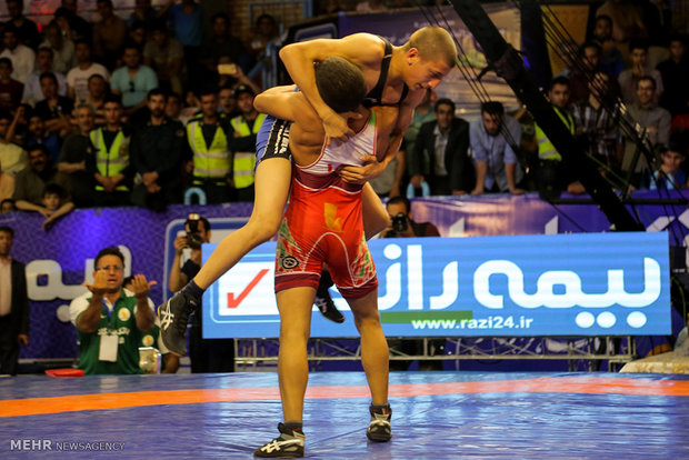 Iranian wrestlers claim title in 2017 Yadegar Imam tournament