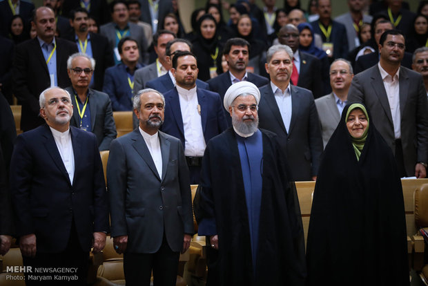 Intl. conf. on dust storms opens in Tehran