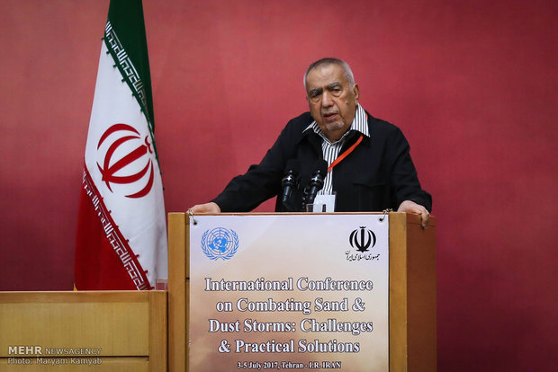 Intl. conf. on dust storms opens in Tehran