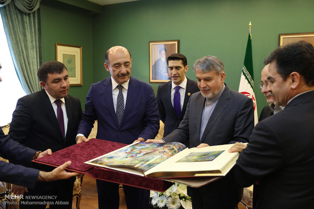 Iran, Azerbaijan culture ministers meet in Tehran