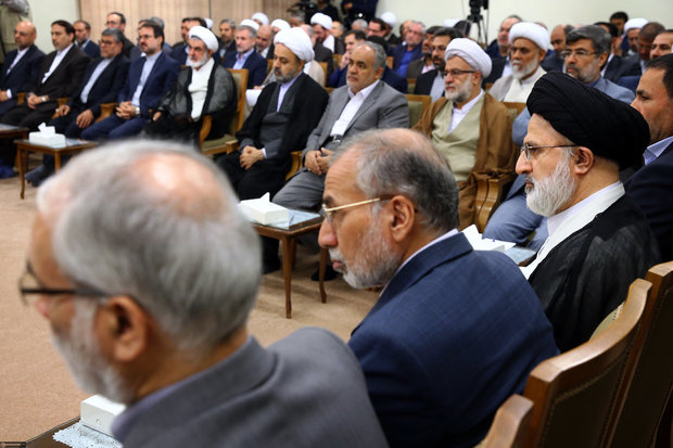 Judiciary officials meets Ayatollah Khamenei