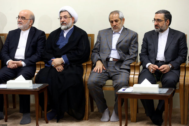 Judiciary officials meets Ayatollah Khamenei
