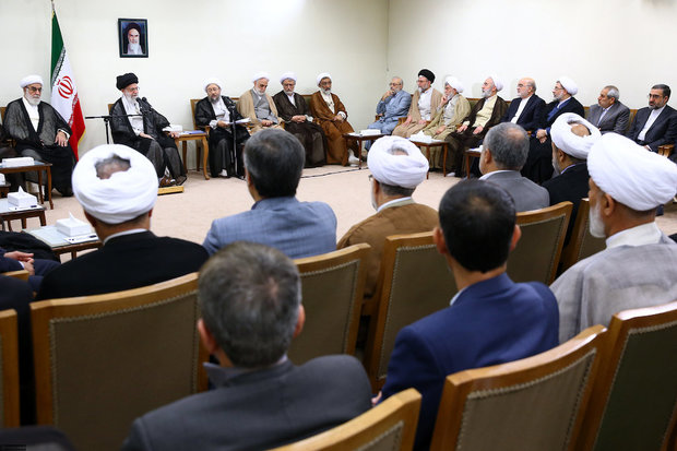 Judiciary officials meets Ayatollah Khamenei